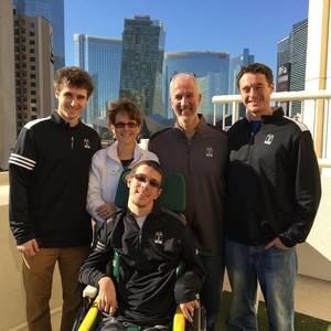 Meet your Posher, Dom